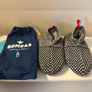 Bombas kids slippers.